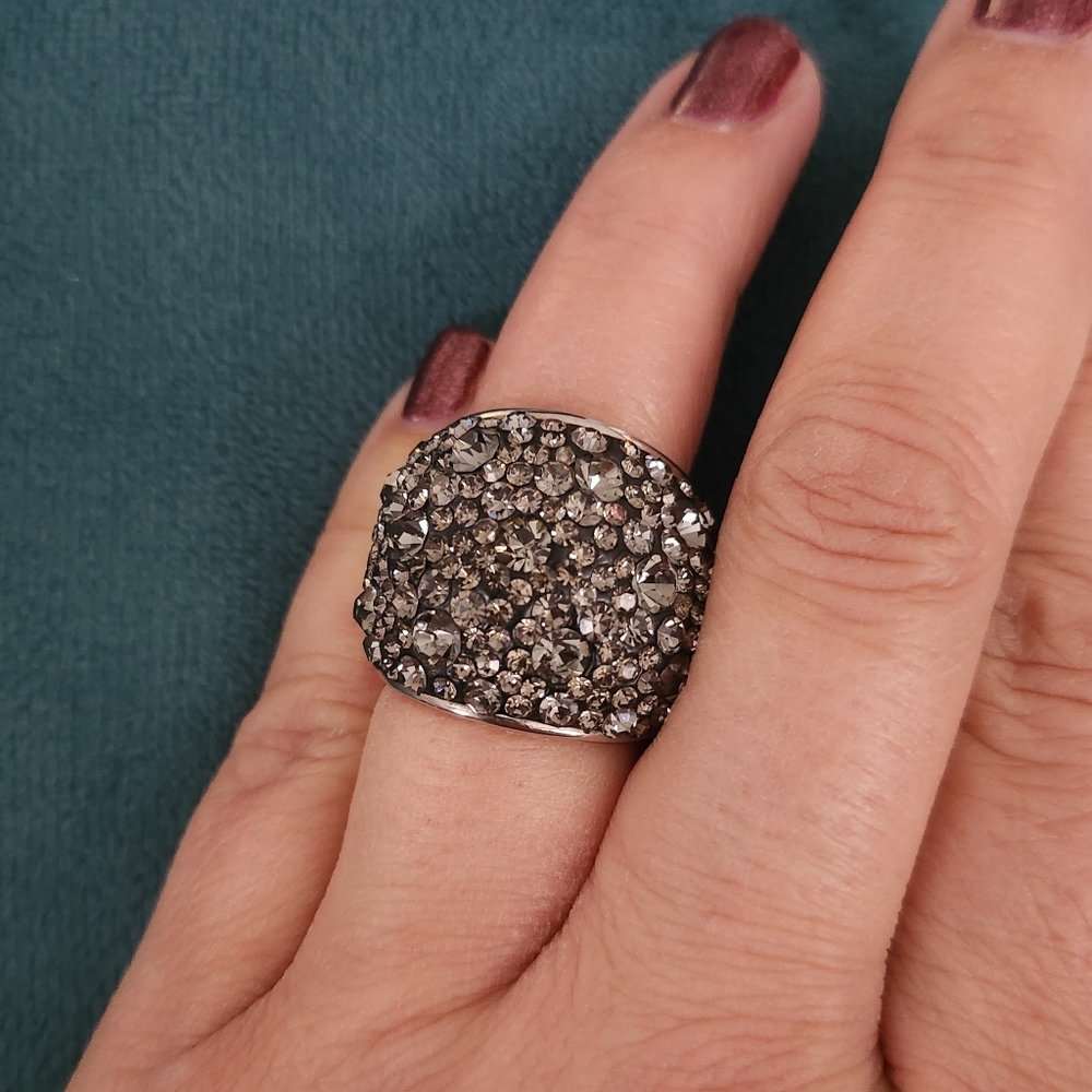 Gunmetal rhinestone cigar ring Size 7